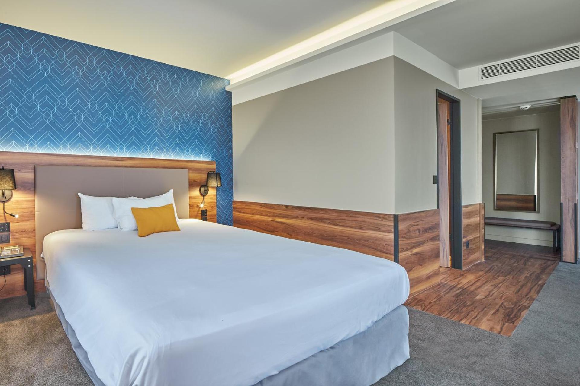 L'elysee Val D'europe 4*